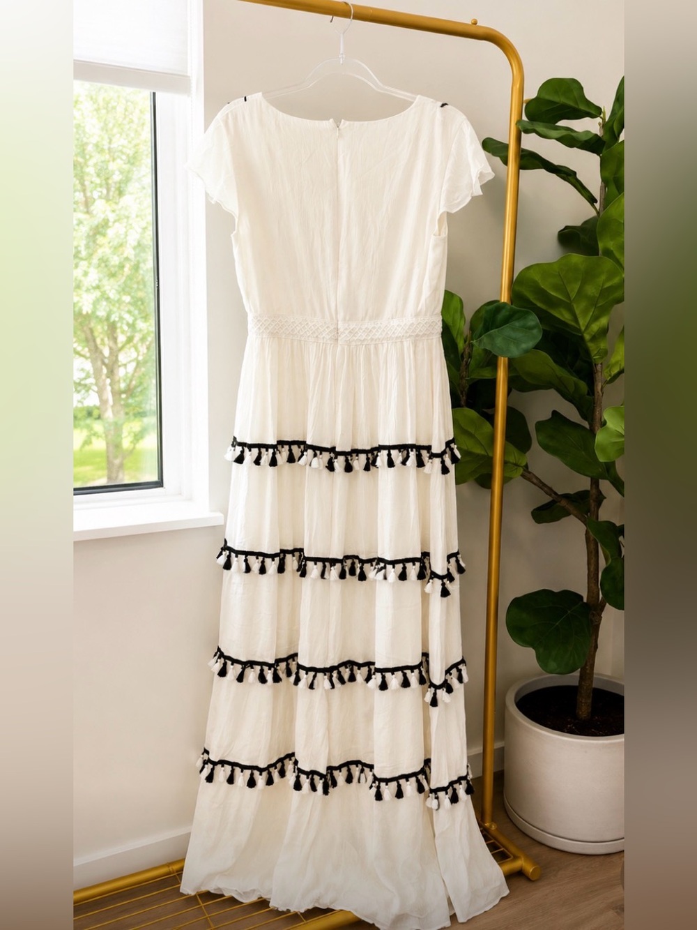 NWT Ina Boutique Ivory Black Tassel Lined Boho Maxi Dress Size L - Picture 3 of 3